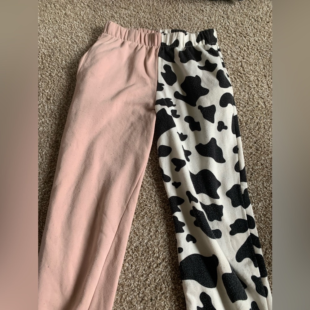 Very used, still in very good condition, super comfortable
